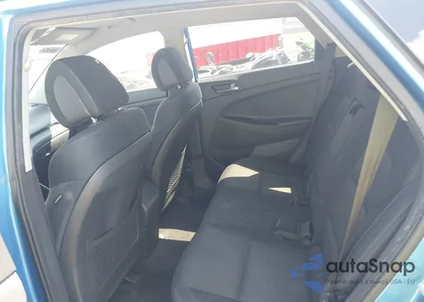 2016 Hyundai Tucson Se z USA, uszkodzony, nr VIN KM8J33A41GU090854